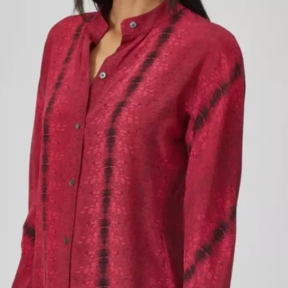 NWT EQUIPMENT FEMME SILK REPTILE PRINT LONG SLEEVE RED, BLACK BLOUSE, SIZE S